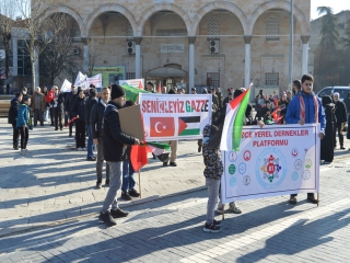 SENİNLEYİZ GAZZE DESTEK YÜRÜYÜŞÜMÜZÜ GERÇEKLEŞTİRDİK