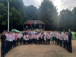 İZCİLERE  KARPUZ´DA BİZDEN