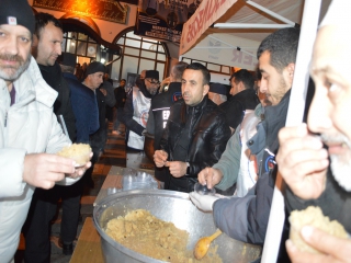 DÜZCE MERKEZ CAMİİNDE KANDİL