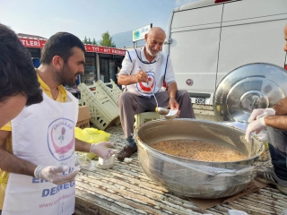 AŞURE BİR BAŞKA GÜZEL