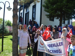 ALTIN KIZLARIMIZ  HAYMEANA´YI ZİRARET ETTİ.