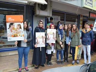 FARKINDALIK YÜRÜYÜŞÜMÜZ ÇOK RENKLİYDİ.