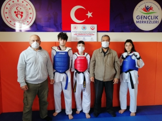 BOSTANCI AKADEMİDEN SPORA TEŞVİK