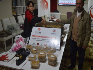 GÖNÜLLÜ GENÇLERDEN ÖRNEK FALİYETLER