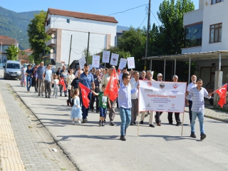 KUŞAKLAR BULUŞUYOR FARKINDALIK YÜRÜYÜŞÜ YAPILDI