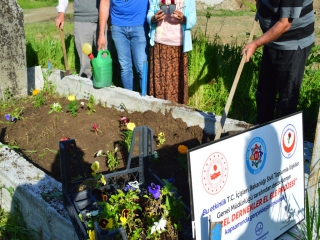 FİDENİ DİVANI MEZARLIK CAMİ KORUMA VE GÜZELLEŞTİRME DERNEĞİ UNUTULANLARI UNUTMADI