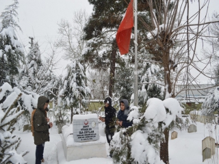 GÖNÜL GENÇLERİNDEN ESENLİ GRUBU´ DA SAHADA