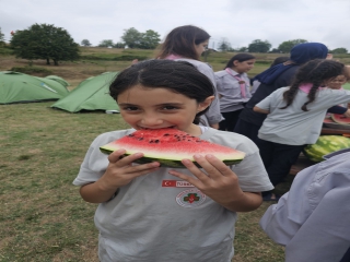 İZCİLERE  KARPUZ´DA BİZDEN