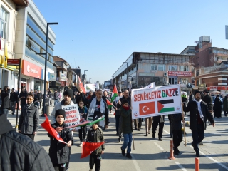 SENİNLEYİZ GAZZE DESTEK YÜRÜYÜŞÜMÜZÜ GERÇEKLEŞTİRDİK