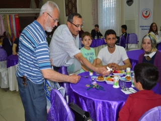 BİR EL BİN GENÇ PROJESİ KAPANIŞ TÖRENİMİZİ YAPTIK.