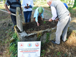 FİDENİ DİVANI MEZARLIK CAMİ KORUMA VE GÜZELLEŞTİRME DERNEĞİ UNUTULANLARI UNUTMADI