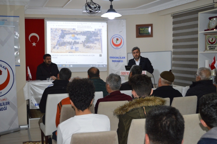 GÖNÜL GENÇLERİ KUDÜS KONFERANSINDA BULUŞTU.