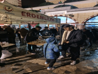 İKİ CİHAN KURTULUŞ BERATIMIZI İSTİYORUZ